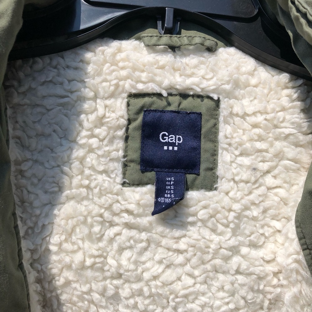 Gap Coat With Shearling Lining - image 4